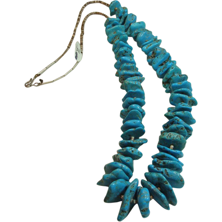 Vintage Turquoise and Heishi Necklace Vintage Turquoise and Heishi Necklace