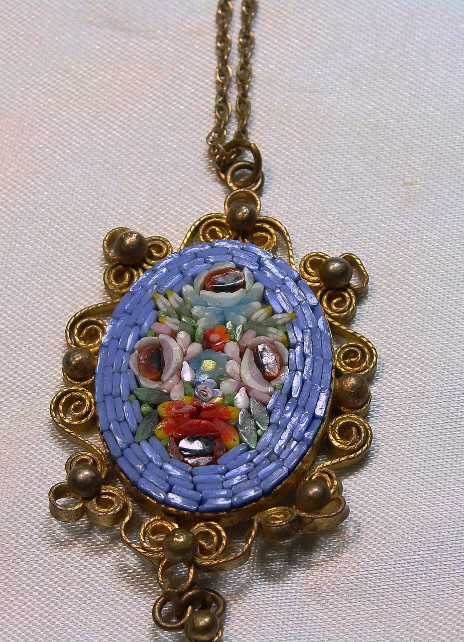 Vintage Italian Mosaic Flower Pendant with Chain Vintage Italian Mosaic Flower Pendant with Chain