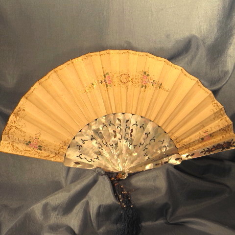Antique Eventail Fan Handcoloured Lithograph Antique Eventail Fan Handcoloured Lithograph