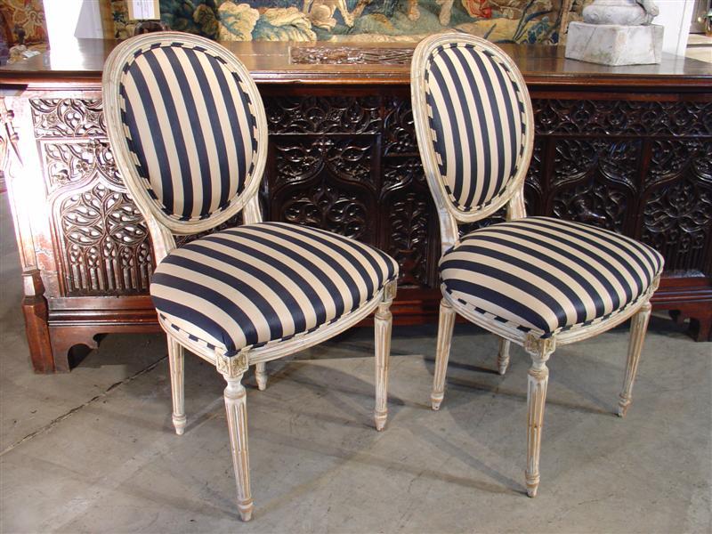 Pair of Parcel Painted Antique Louis XVI Style Medallion Side Chairs Pair of Parcel Painted Antique Louis XVI Style Medallion Side Chairs