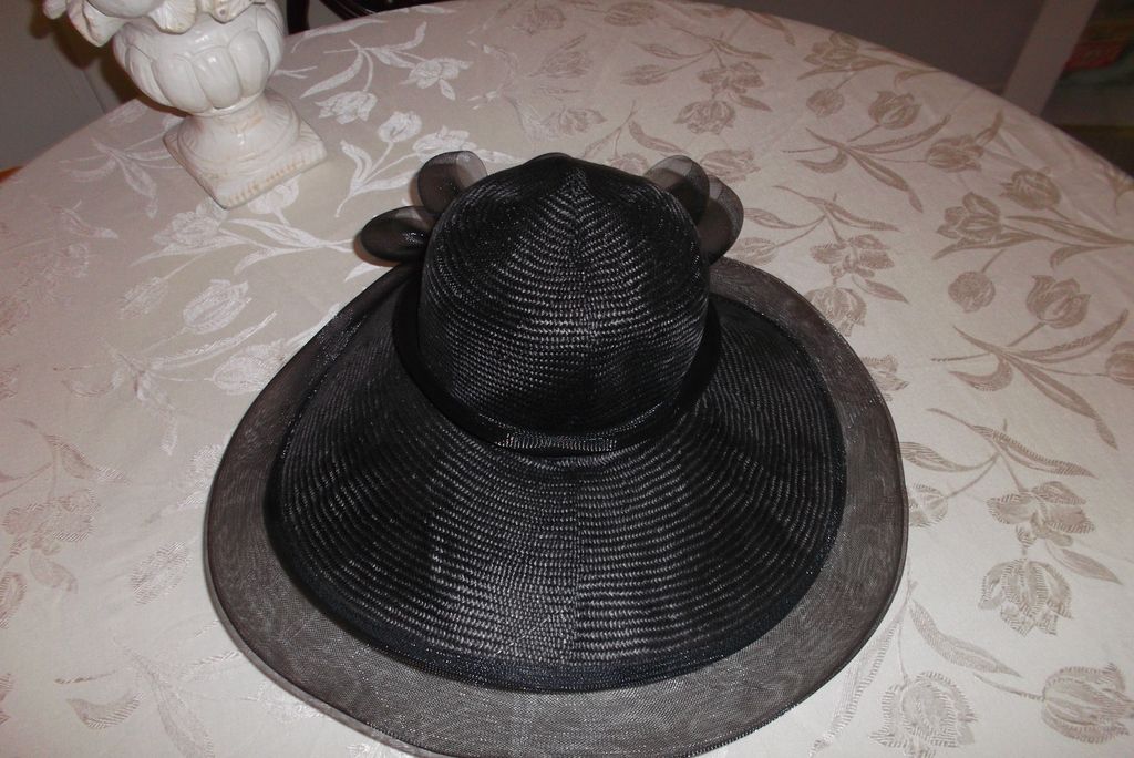 Vintage Elegant Summer Straw Ladies Hat~ Gorgeous~ Size 22 Plaza Suite Vintage Elegant Summer Straw Ladies Hat~ Gorgeous~ Size 22 Plaza Suite