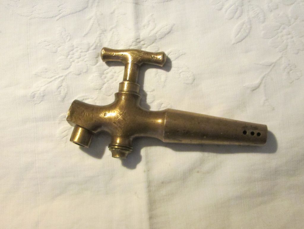 Vintage Solid Brass Beer Keg or Wine Barrel Tap ~ Vintage Solid Brass Beer Keg or Wine Barrel Tap ~