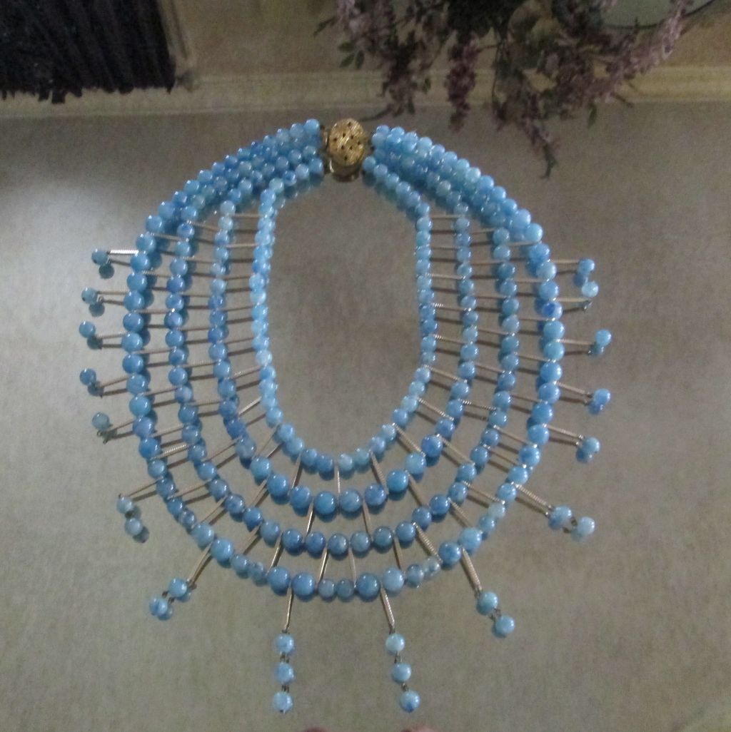 Blue Plastic Beaded Bib Necklace~ Large & Fabulous!! Blue Plastic Beaded Bib Necklace~ Large & Fabulous!!