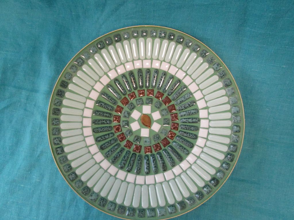Mid Century Mosiac Dish Aluminum Backed 9-1/4" Mid Century Mosiac Dish Aluminum Backed 9-1/4"
