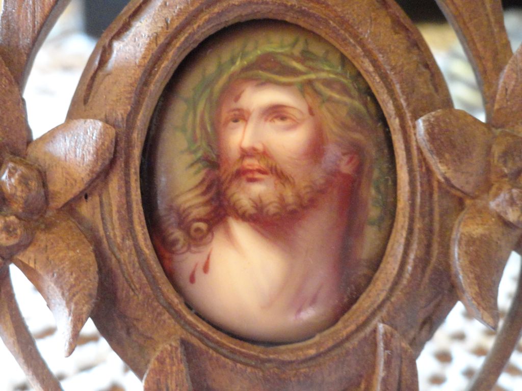 Miniature Portrait Of Jesus with Hand Carved Black Forest Wooden Frame - 19th Century Miniature Portrait Of Jesus with Hand Carved Black Forest Wooden Frame - 19th Century