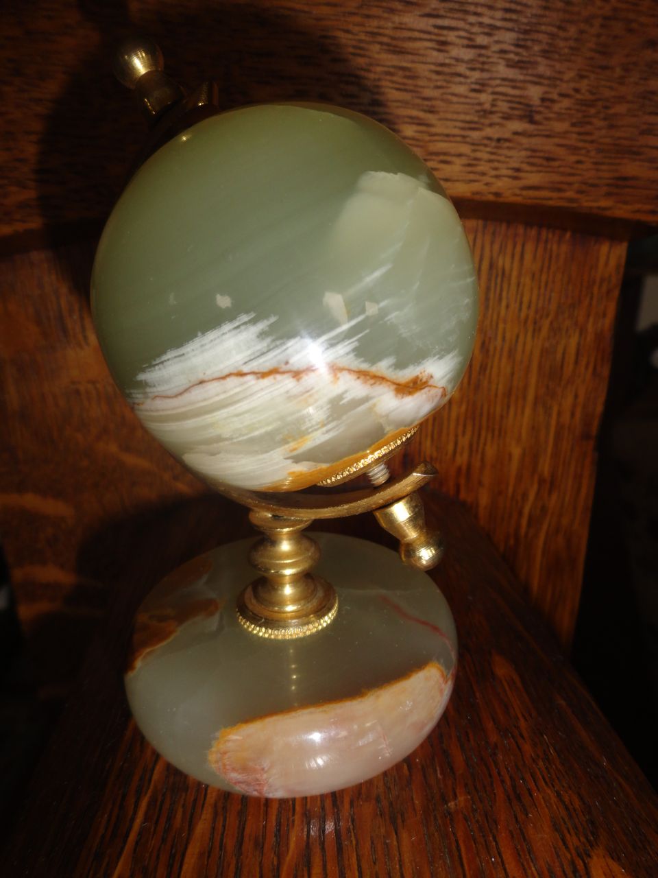 Vintage Green/Brown Onyx Globe Paperweight Vintage Green/Brown Onyx Globe Paperweight