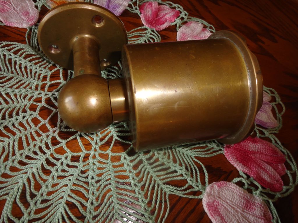 Vintage Solid Brass Wall Mount Ashtray Vintage Solid Brass Wall Mount Ashtray
