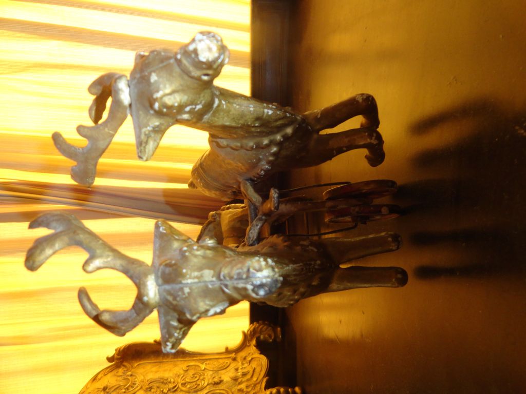 Hubley Cast Iron Sleigh With Reindeer - Circa 1900 Hubley Cast Iron Sleigh With Reindeer - Circa 1900