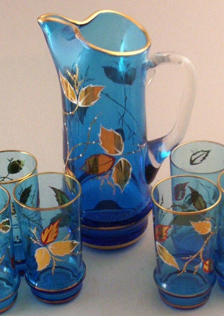 Gorgeous Vintage 7 Pc. Hand-Painted & Gold-Leafed Cat-Tail Pitcher & Glasses Set Gorgeous Vintage 7 Pc. Hand-Painted & Gold-Leafed Cat-Tail Pitcher & Glasses Set