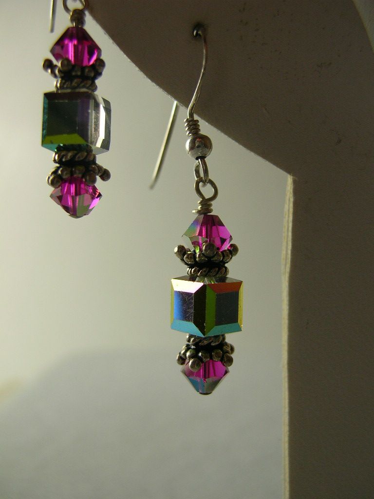 Art Deco Inspired Fuchsia and Silver Necklace Art Deco Inspired Fuchsia and Silver Necklace