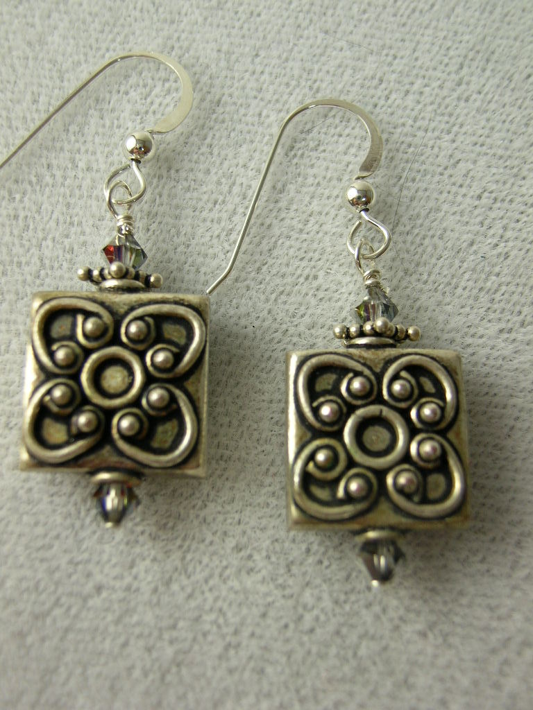 Balinese Silver Square Earrings Balinese Silver Square Earrings