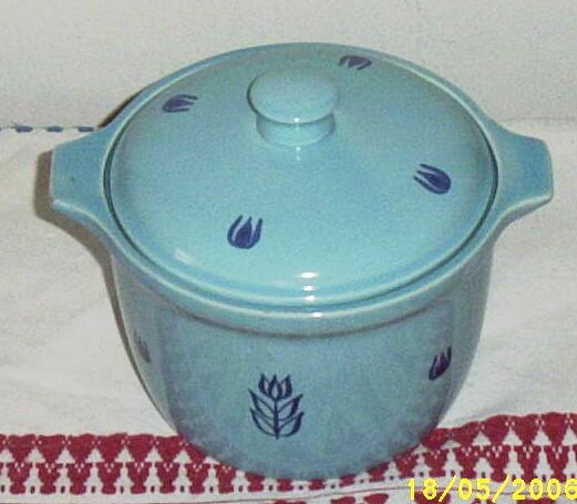 Vintage..Blue Tulip by Cronin Pottery..6. Piece Set Vintage..Blue Tulip by Cronin Pottery..6. Piece Set