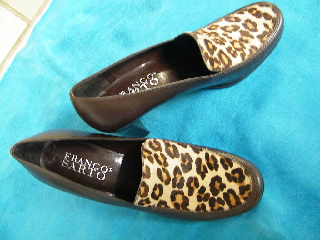 Vintage Leopard Print Pony Skin Stacked Heel Brown Leather Shoe By Franco Sarto..Size 6.5M..Made In Brazil..MINT Vintage Leopard Print Pony Skin Stacked Heel Brown Leather Shoe By Franco Sarto..Size 6.5M..Made In Brazil..MINT