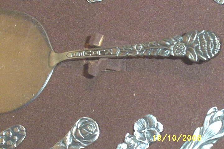 ANTIQUE...SOLA Silver Plated Dessert Set..Petit Fours & Tarts..By M.J. Gerritsen NV..Zeist Netherlands..Assorted Embossed Flowers ANTIQUE...SOLA Silver Plated Dessert Set..Petit Fours & Tarts..By M.J. Gerritsen NV..Zeist Netherlands..Assorted Embossed Flowers