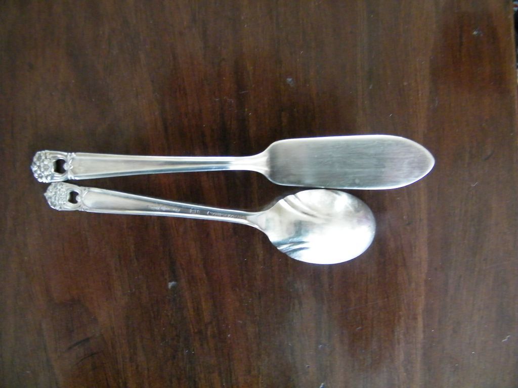 ETERNALLY YOURS..Silver Flatware..Rogers Bros..Service for 8..Plus Sugar & Butter Knife ETERNALLY YOURS..Silver Flatware..Rogers Bros..Service for 8..Plus Sugar & Butter Knife