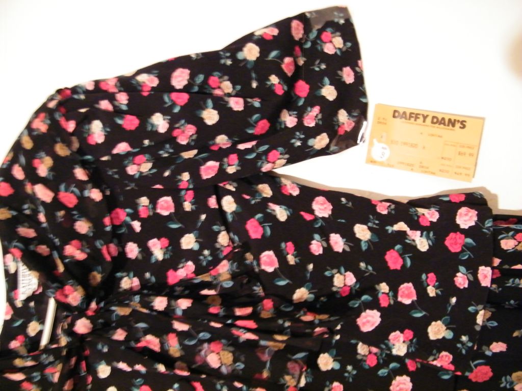 Striking Garden Party Suit..Black Ground With Small Pink, Red, Beige Roses..Rayon Crepe & Voile..NEW With Tags..Size 8 Striking Garden Party Suit..Black Ground With Small Pink, Red, Beige Roses..Rayon Crepe & Voile..NEW With Tags..Size 8