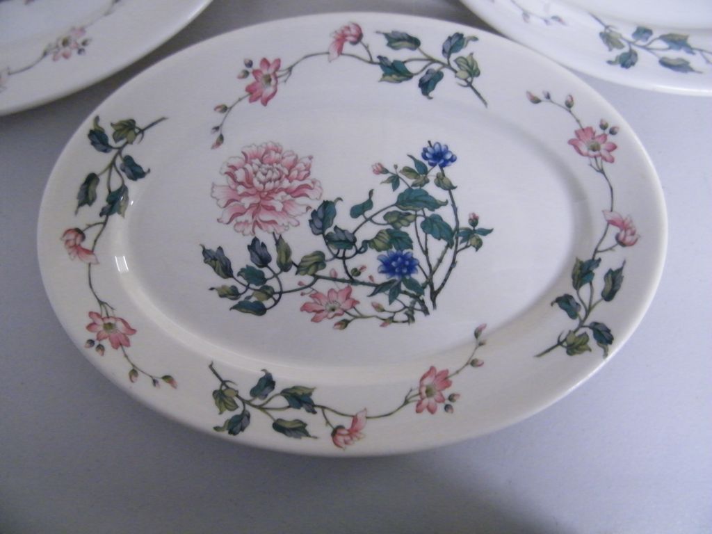 Syracuse China Large Oval Dinner Platter Or Serving Dish..Peony Design...11.5"X8"..Set Of 4 Syracuse China Large Oval Dinner Platter Or Serving Dish..Peony Design...11.5"X8"..Set Of 4