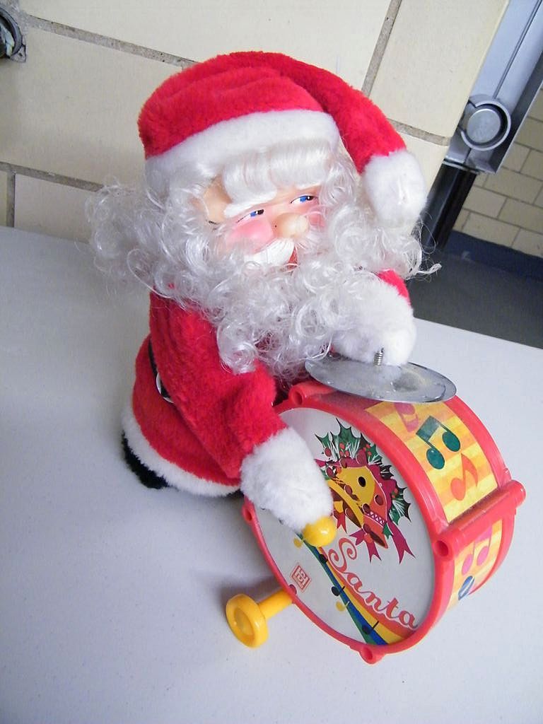 Vintage HAPPY SANTA Toy..NIB..Made in Taiwan.. Vintage HAPPY SANTA Toy..NIB..Made in Taiwan..