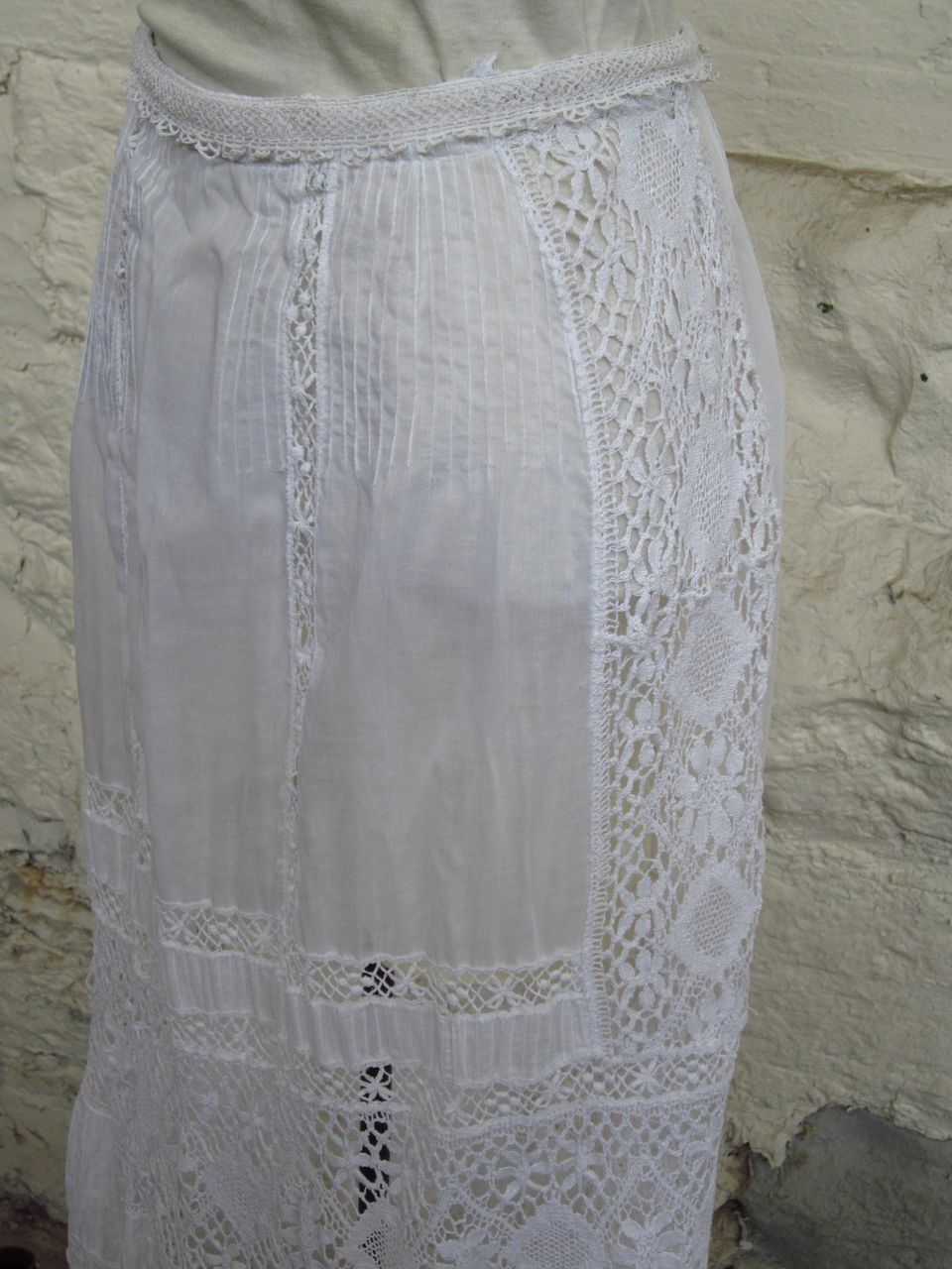 Edwardian Lace and Cotton Petticoat.... Edwardian Lace and Cotton Petticoat....
