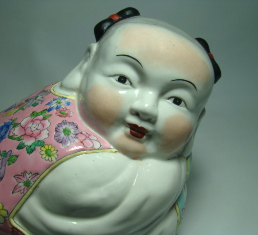 Signed Chinese Porcelain Pillow/Head Rest Child Figure on Wood Display Platform Signed Chinese Porcelain Pillow/Head Rest Child Figure on Wood Display Platform