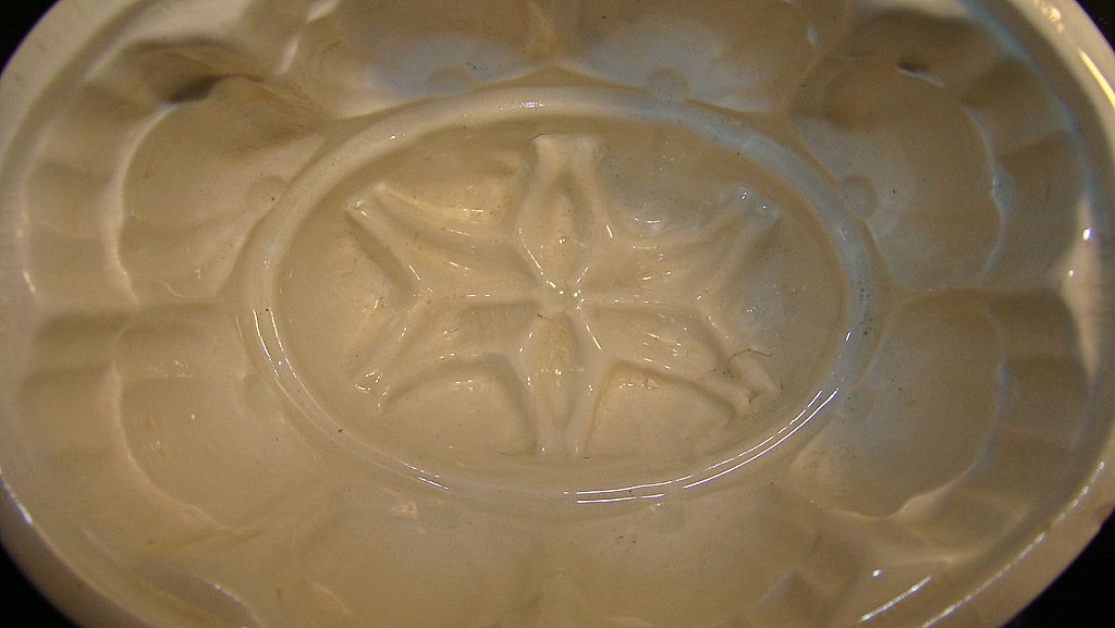 Ironstone Pudding/Food Mold – Late 1800's Ironstone Pudding/Food Mold – Late 1800's