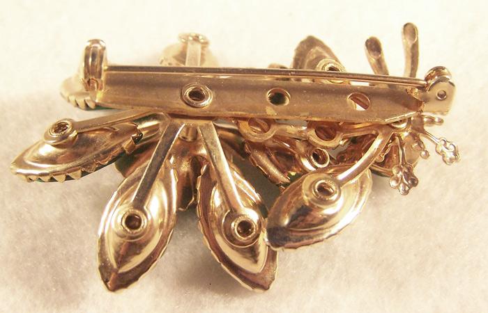 Vintage 2" Emerald Green Rhinestone Floral Brooch Vintage 2" Emerald Green Rhinestone Floral Brooch