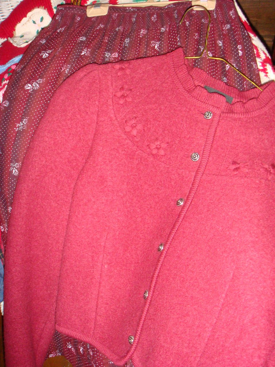 Authentic Austrian "Wenger" Dirndl Skirt from Innsbruck 1980's European Size 42 Authentic Austrian "Wenger" Dirndl Skirt from Innsbruck 1980's European Size 42