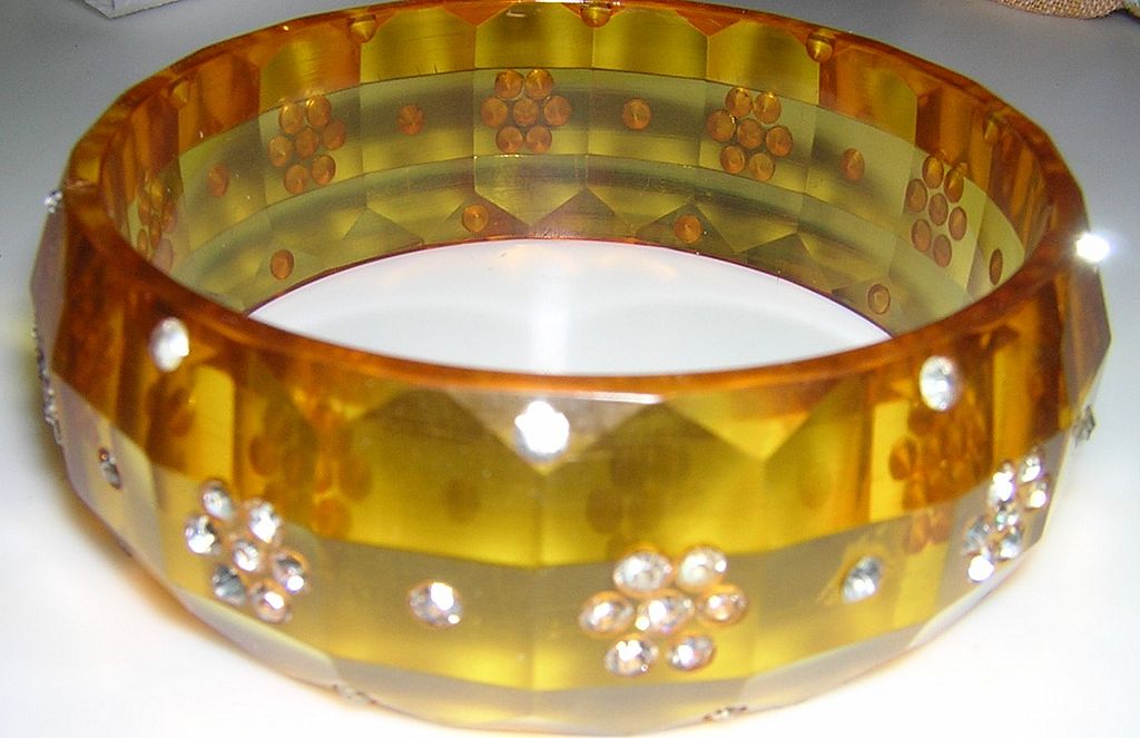 Applejuice Rhinestone Bakelite Bracelet Applejuice Rhinestone Bakelite Bracelet