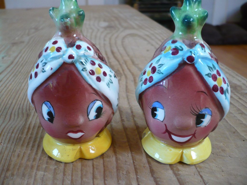 PY VIntage Pineapple Face Salt & Pepper Set PY VIntage Pineapple Face Salt & Pepper Set