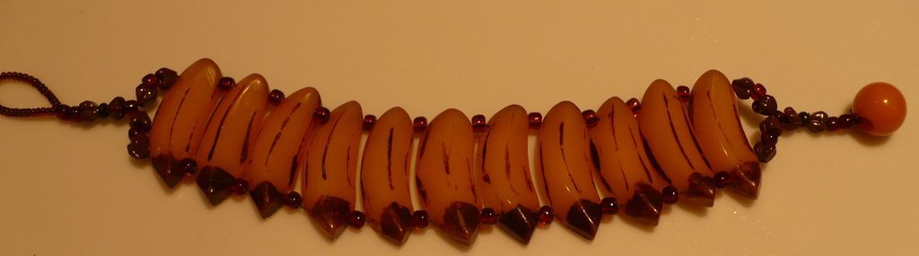 Vintage Bakelite Banana Bracelet Vintage Bakelite Banana Bracelet