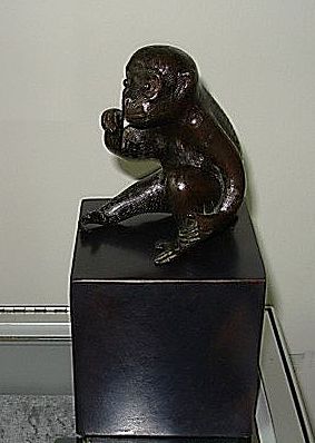 Fine Japanese Bronze on Stand, Signed - 19th Century Fine Japanese Bronze on Stand, Signed - 19th Century