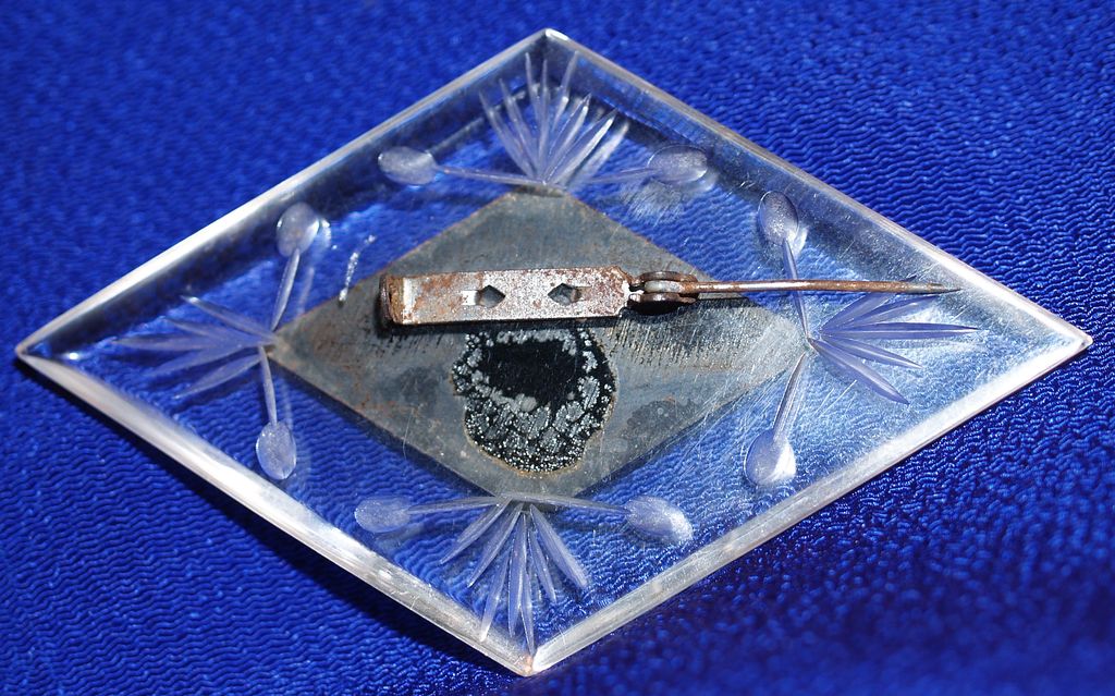 Art Deco Reverse Carved Black Bakelite & Clear Lucite Diamond Shaped Brooch/Pin Art Deco Reverse Carved Black Bakelite & Clear Lucite Diamond Shaped Brooch/Pin