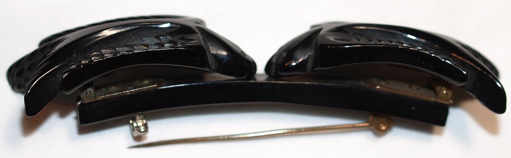 UNUSUAL & RARE Bakelite Black Birds Bar/Scarf Pin UNUSUAL & RARE Bakelite Black Birds Bar/Scarf Pin