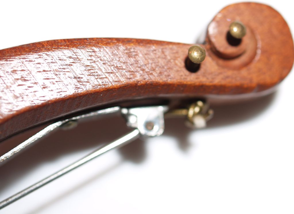 Violin/Banjo Pin/Brooch - Root Beer Bakelite Violin/Banjo Pin/Brooch - Root Beer Bakelite