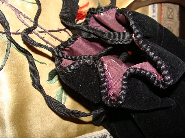 19th Century Reticule~Velvet Evening Bag~Black Velvet Purse~Original Silk Lining 19th Century Reticule~Velvet Evening Bag~Black Velvet Purse~Original Silk Lining