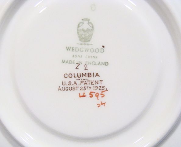 Wedgwood Dessert Plate~Columbia Ivory W595~Circa 1925 Wedgwood Dessert Plate~Columbia Ivory W595~Circa 1925