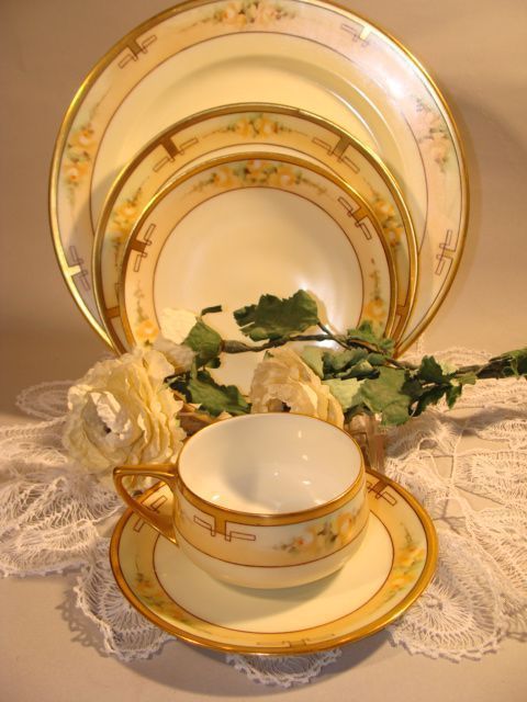 American Handpainted Porcelain~30 Pieces~Artist Painted 1922 American Handpainted Porcelain~30 Pieces~Artist Painted 1922