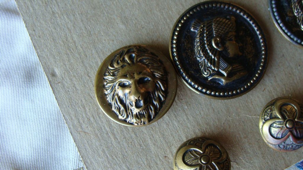 30 Metal Buttons In A Collection One Giant Button Art Deco 30 Metal Buttons In A Collection One Giant Button Art Deco