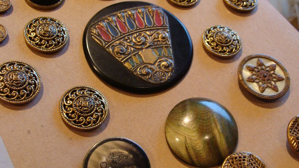 30 Metal Buttons In A Collection One Giant Button Art Deco 30 Metal Buttons In A Collection One Giant Button Art Deco
