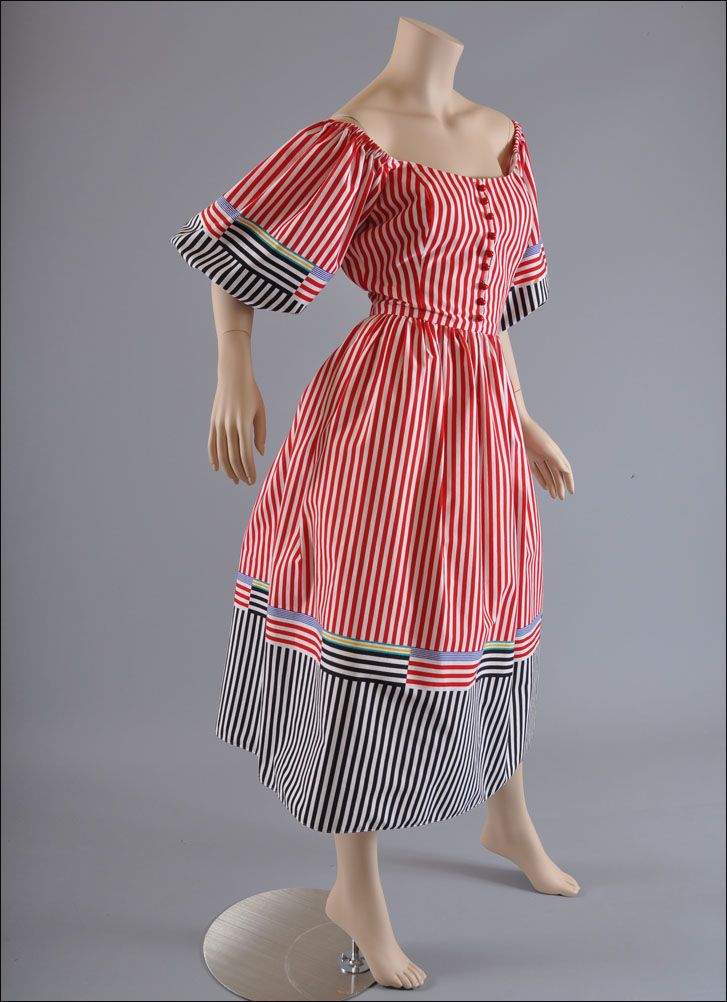1970's Party Dress - Razooks - Dirndl Style - S / M 1970's Party Dress - Razooks - Dirndl Style - S / M