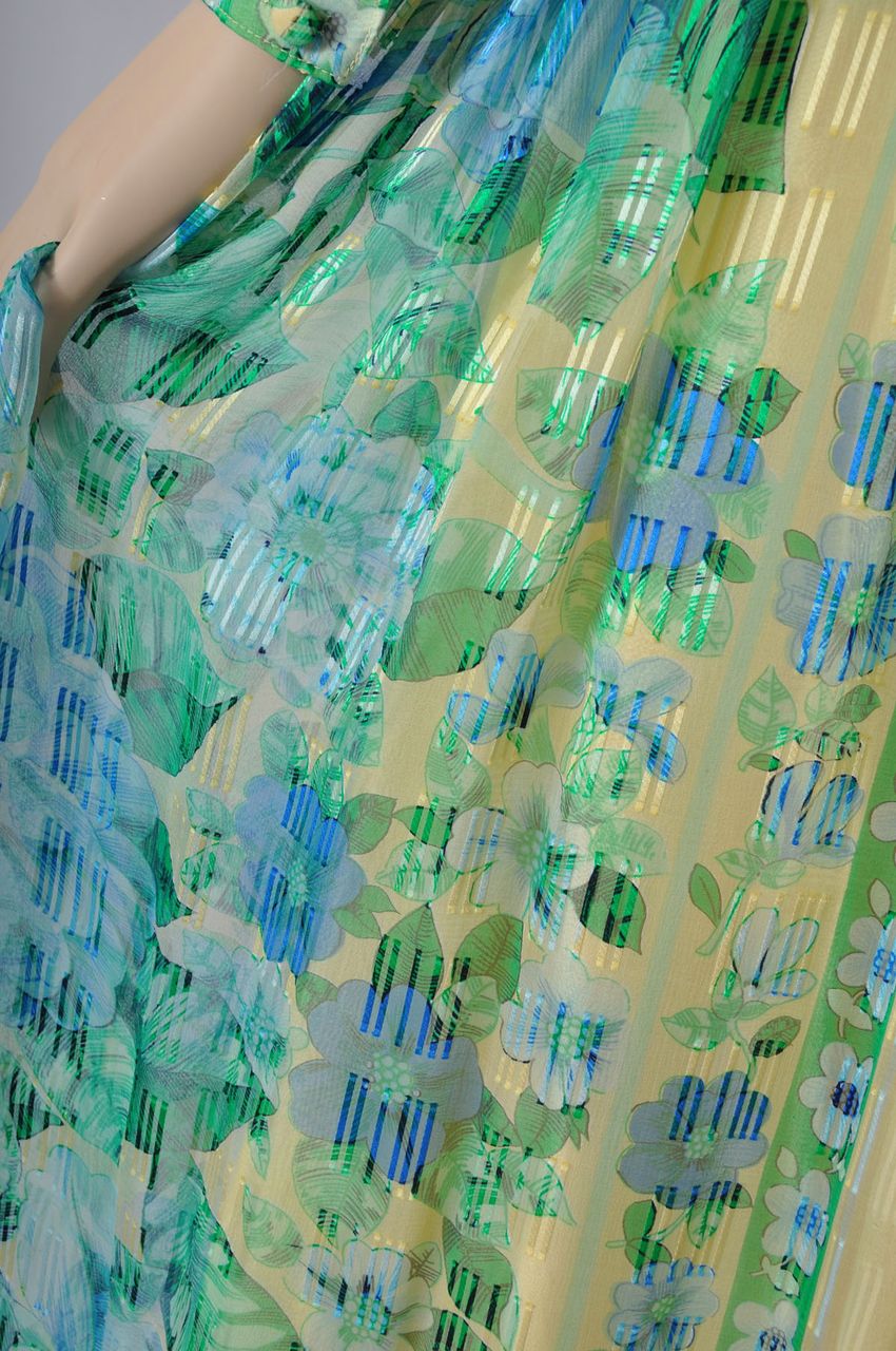 Vintage 1970's Floral Silk Chiffon Dress S / M Vintage 1970's Floral Silk Chiffon Dress S / M