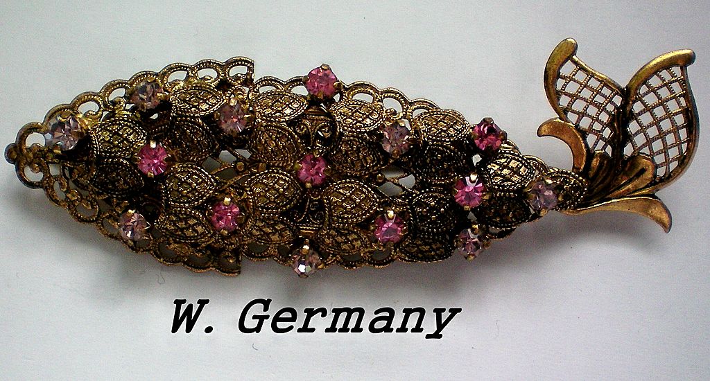 Austrian Crystal Filigree Fish Brooch from W. Germany Austrian Crystal Filigree Fish Brooch from W. Germany