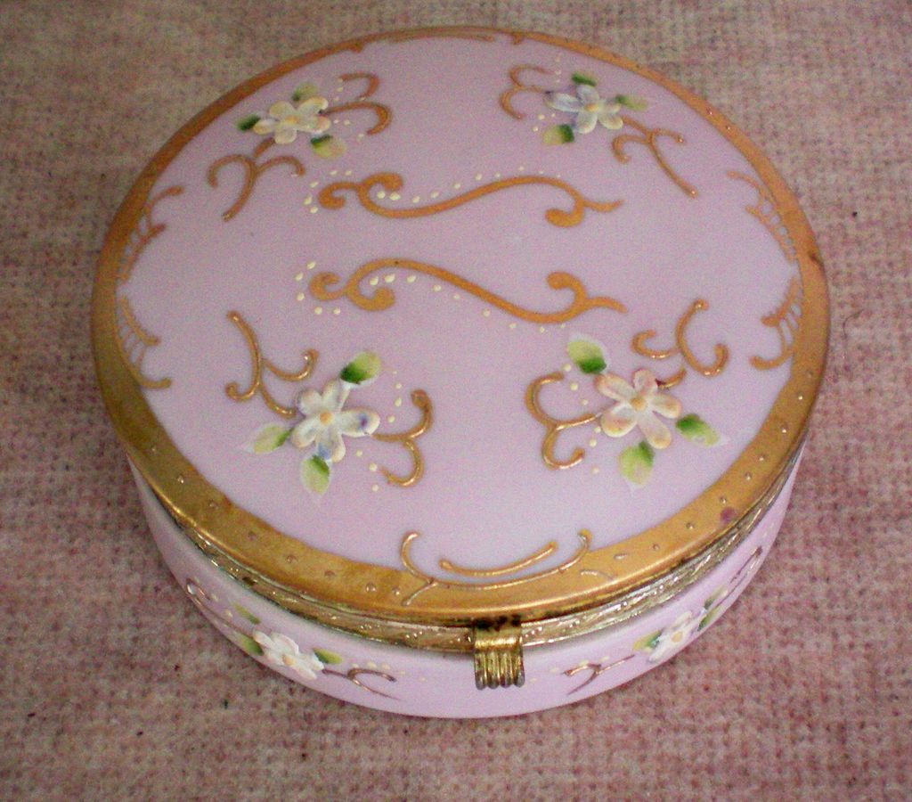 Pink Porcelain Trinket / Vanity / Dresser Box Pink Porcelain Trinket / Vanity / Dresser Box