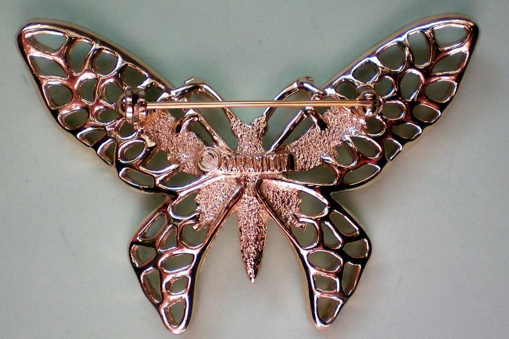 Sarah Coventry Gold tone Madam Butterfly Pin Sarah Coventry Gold tone Madam Butterfly Pin