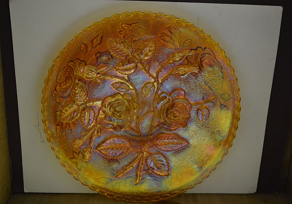 Imperial's Open Rose Marigold Carnival Plate Imperial's Open Rose Marigold Carnival Plate