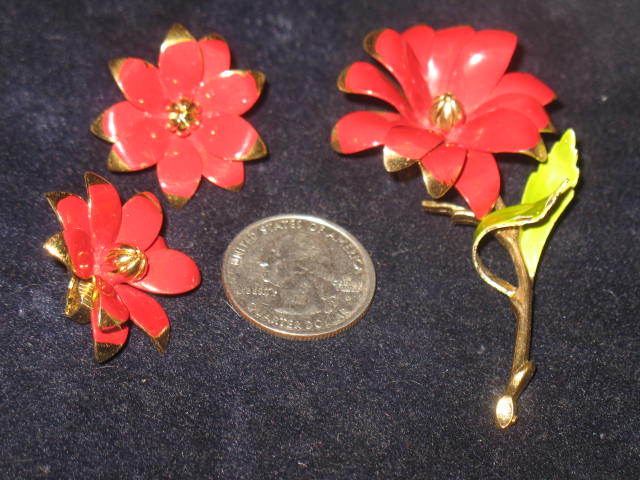 Enameled Red Flower Pin with Matching Earrings Enameled Red Flower Pin with Matching Earrings