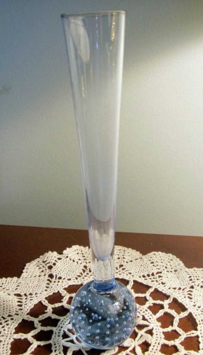 VASE, Bud Vase, Lovely Paperweight Base VASE, Bud Vase, Lovely Paperweight Base