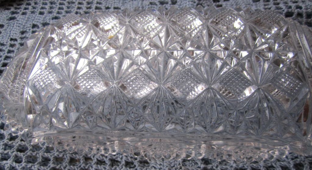 DISH, Vintage, Boat Shape, Pressed Glass,, 9 1/2" DISH, Vintage, Boat Shape, Pressed Glass,, 9 1/2"