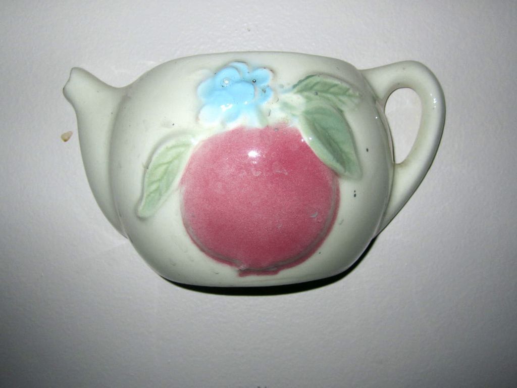 POCKET Wall Pocket, Tea Cup, Decorated with Fruit. Adorable, Pottery POCKET Wall Pocket, Tea Cup, Decorated with Fruit. Adorable, Pottery