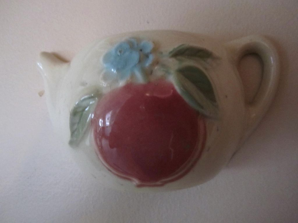 POCKET Wall Pocket, Tea Cup, Decorated with Fruit. Adorable, Pottery POCKET Wall Pocket, Tea Cup, Decorated with Fruit. Adorable, Pottery